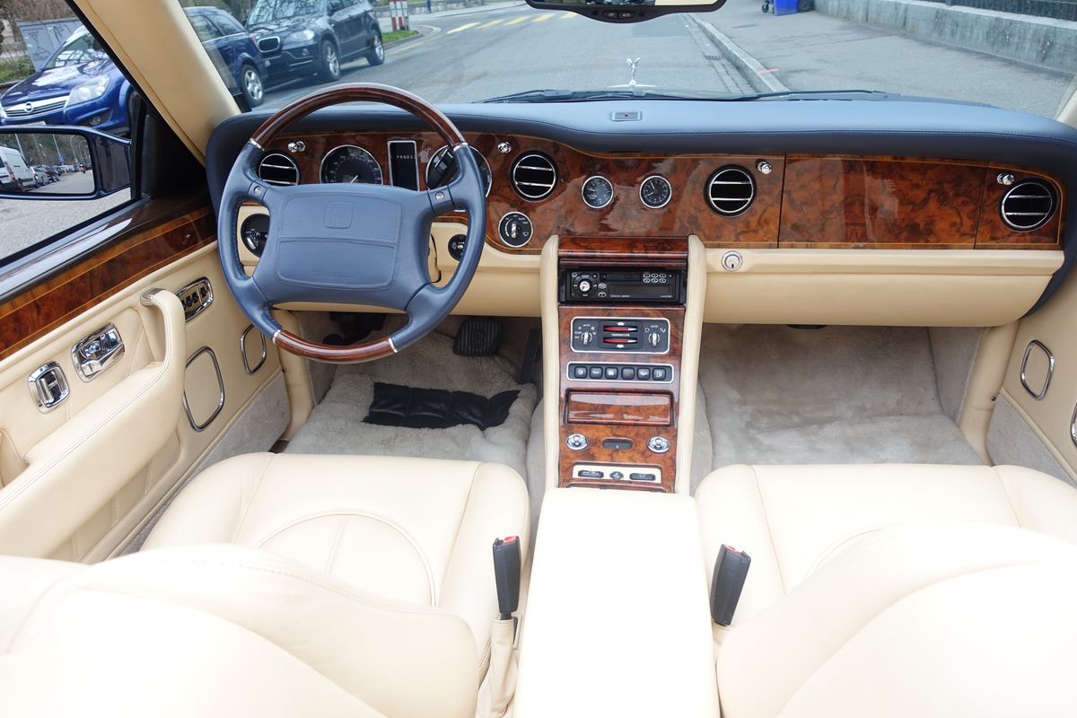 Rolls-Royce Corniche
