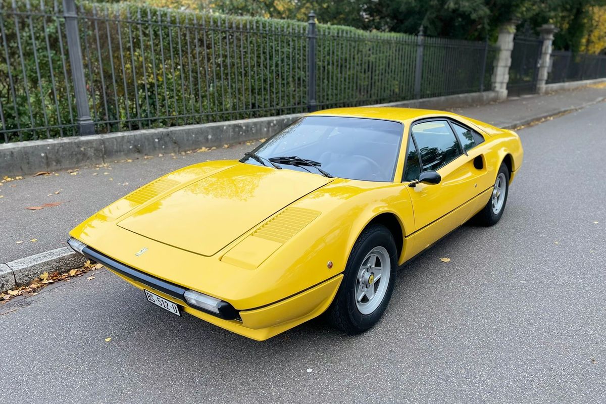 Ferrari 308 GTB Vetroresina