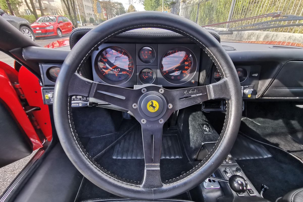 Ferrari 512 BBi