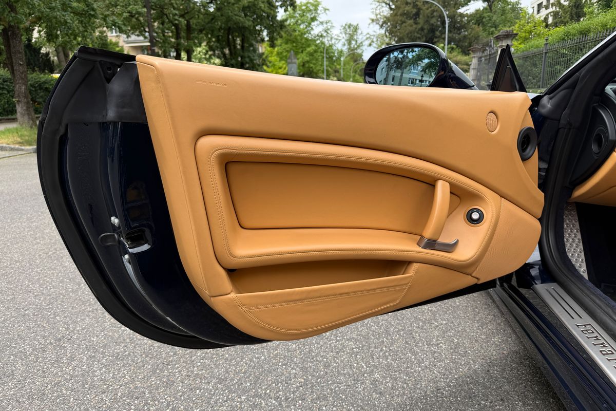Ferrari California 30