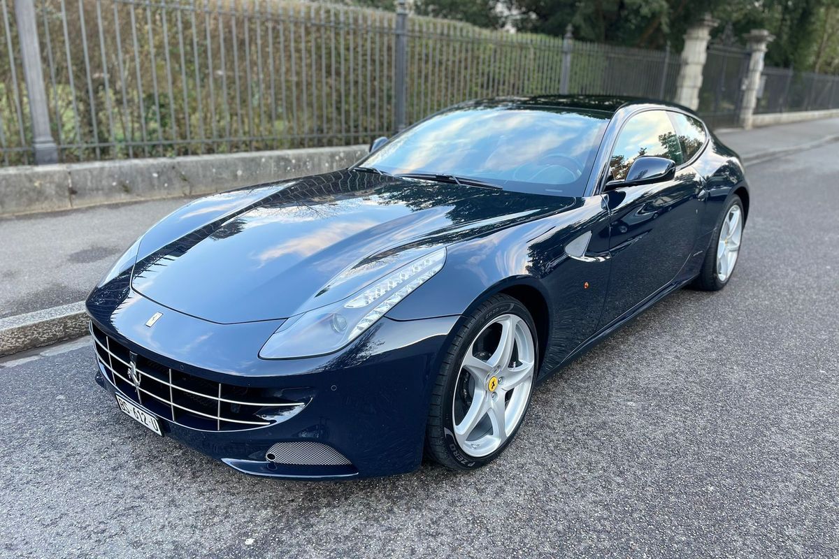 Ferrari FF