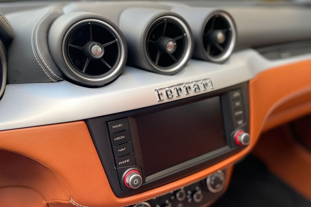 Ferrari FF