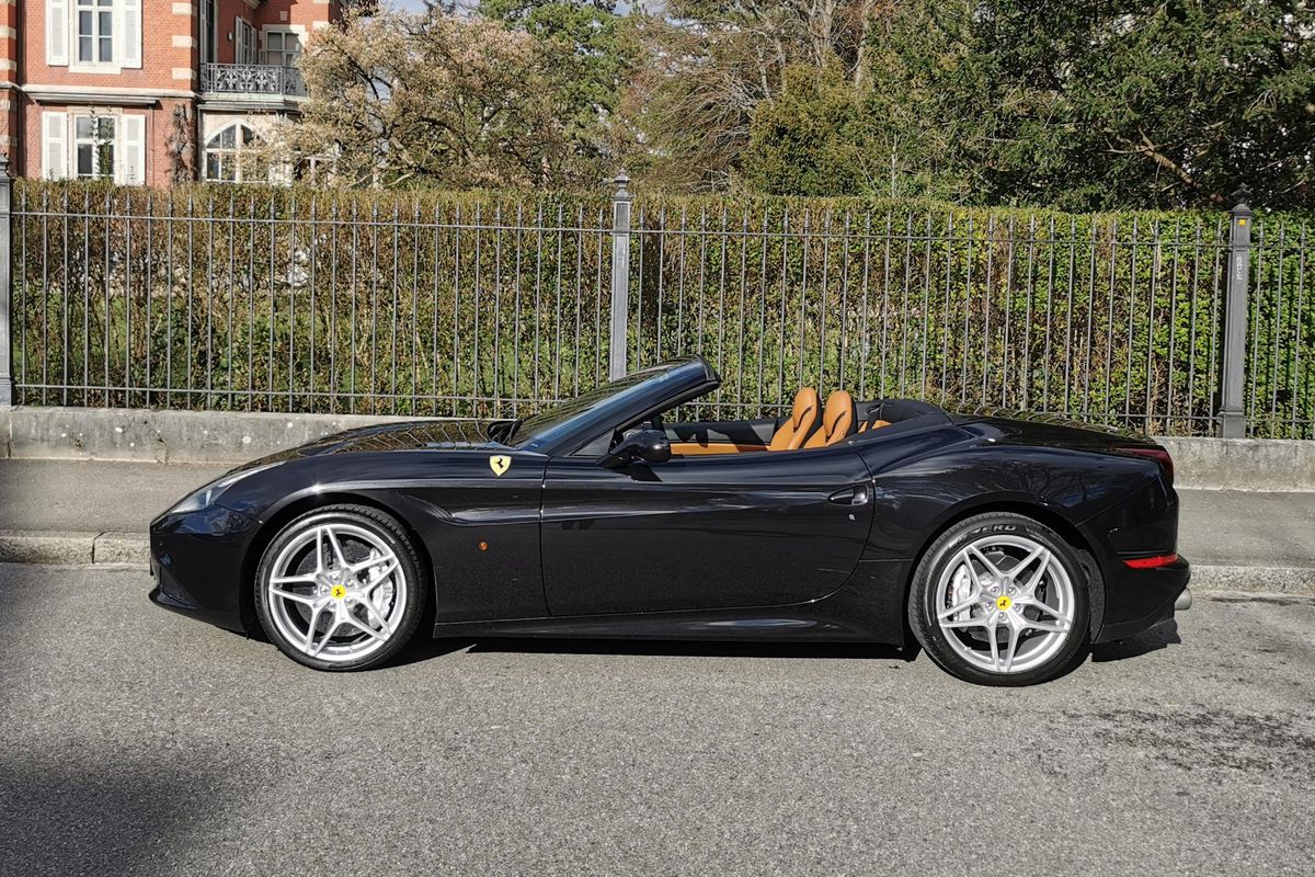 Ferrari California T