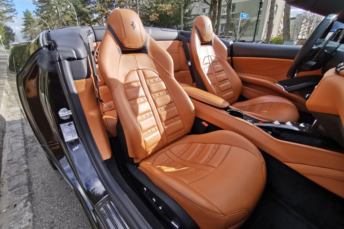 Ferrari California T