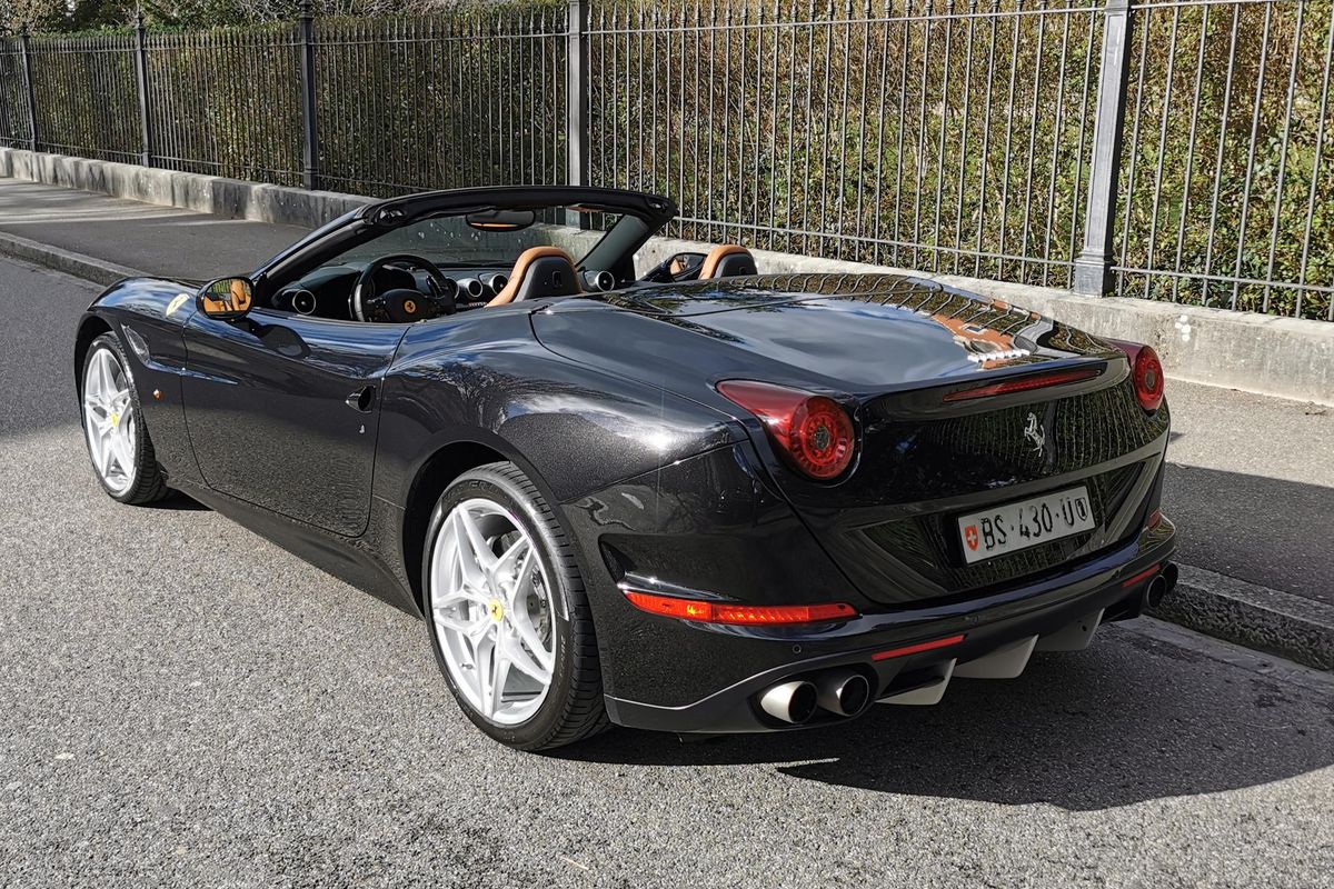 Ferrari California T