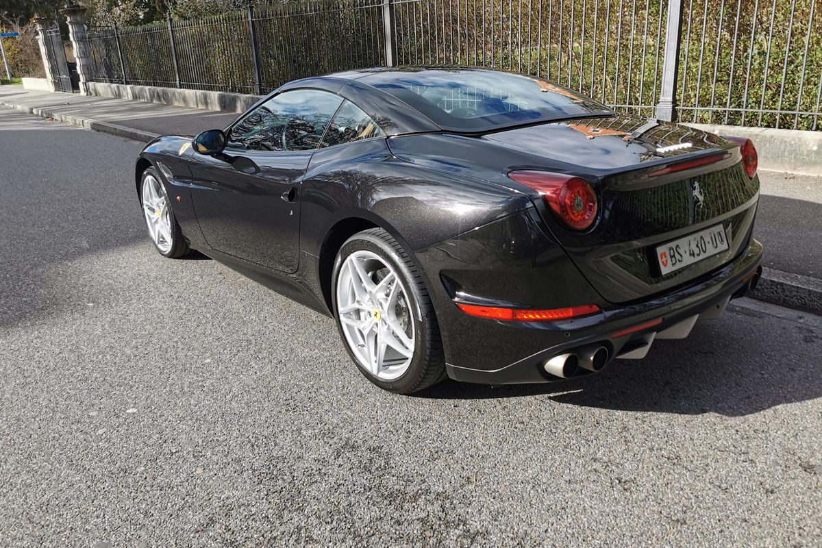 Ferrari California T