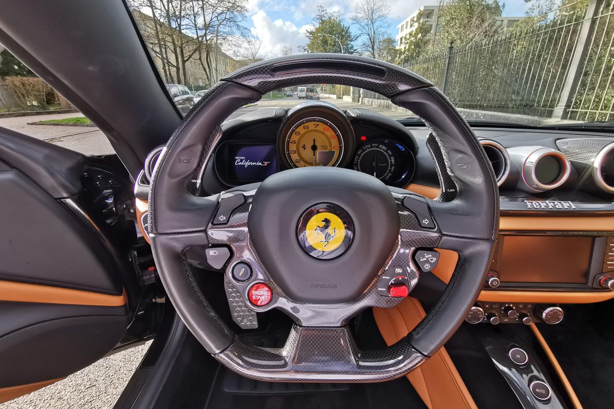 Ferrari California T