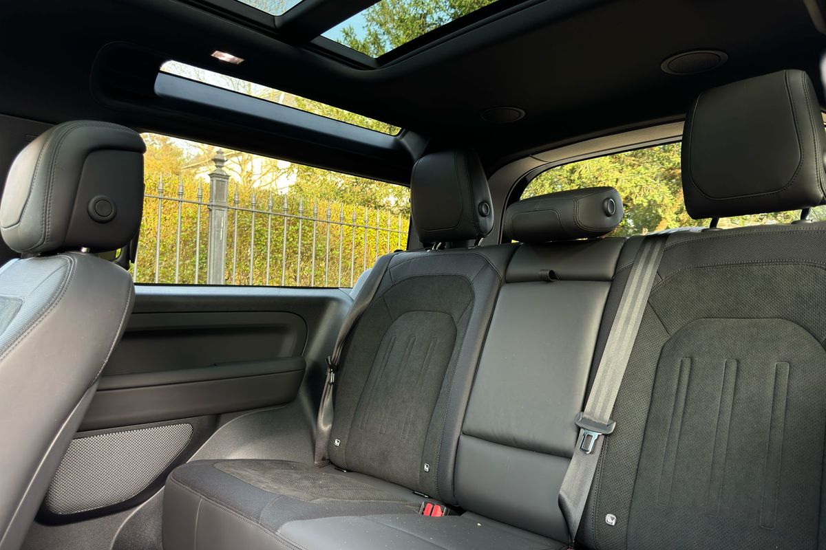 Land Rover Defender 90 V8 5.0 "Carpathian Edition"