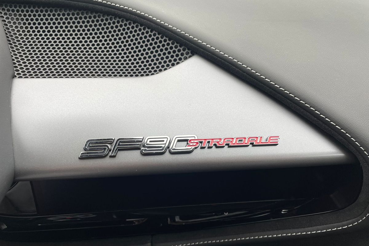 Ferrari SF90 Stradale "Assetto Fiorano"