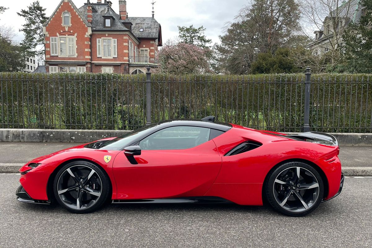 Ferrari SF90 Stradale "Assetto Fiorano"