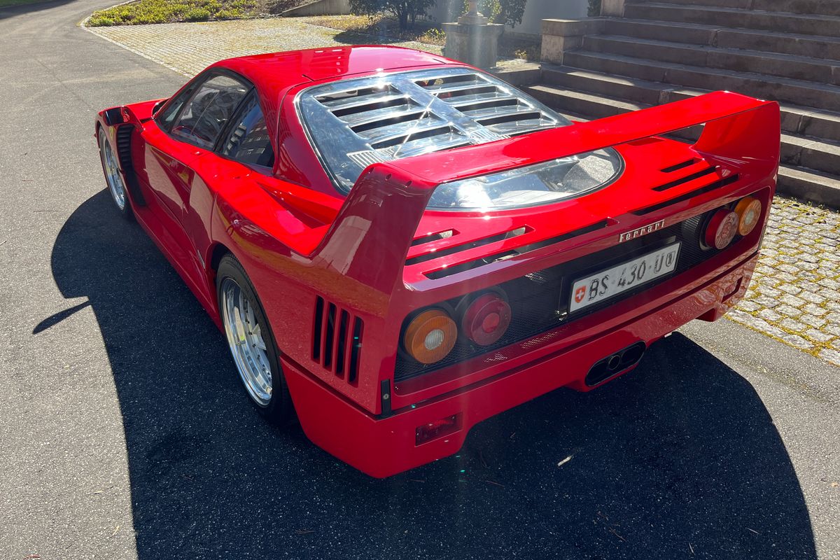 Ferrari F40
