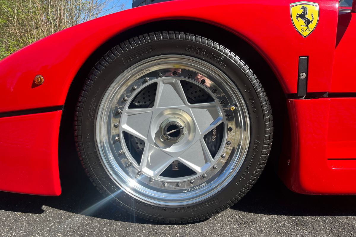 Ferrari F40