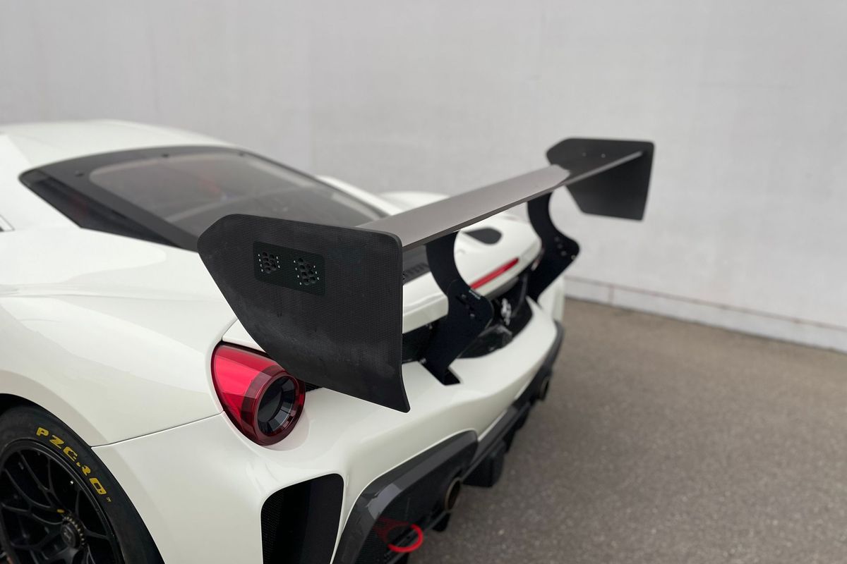 Ferrari 488 Challenge EVO