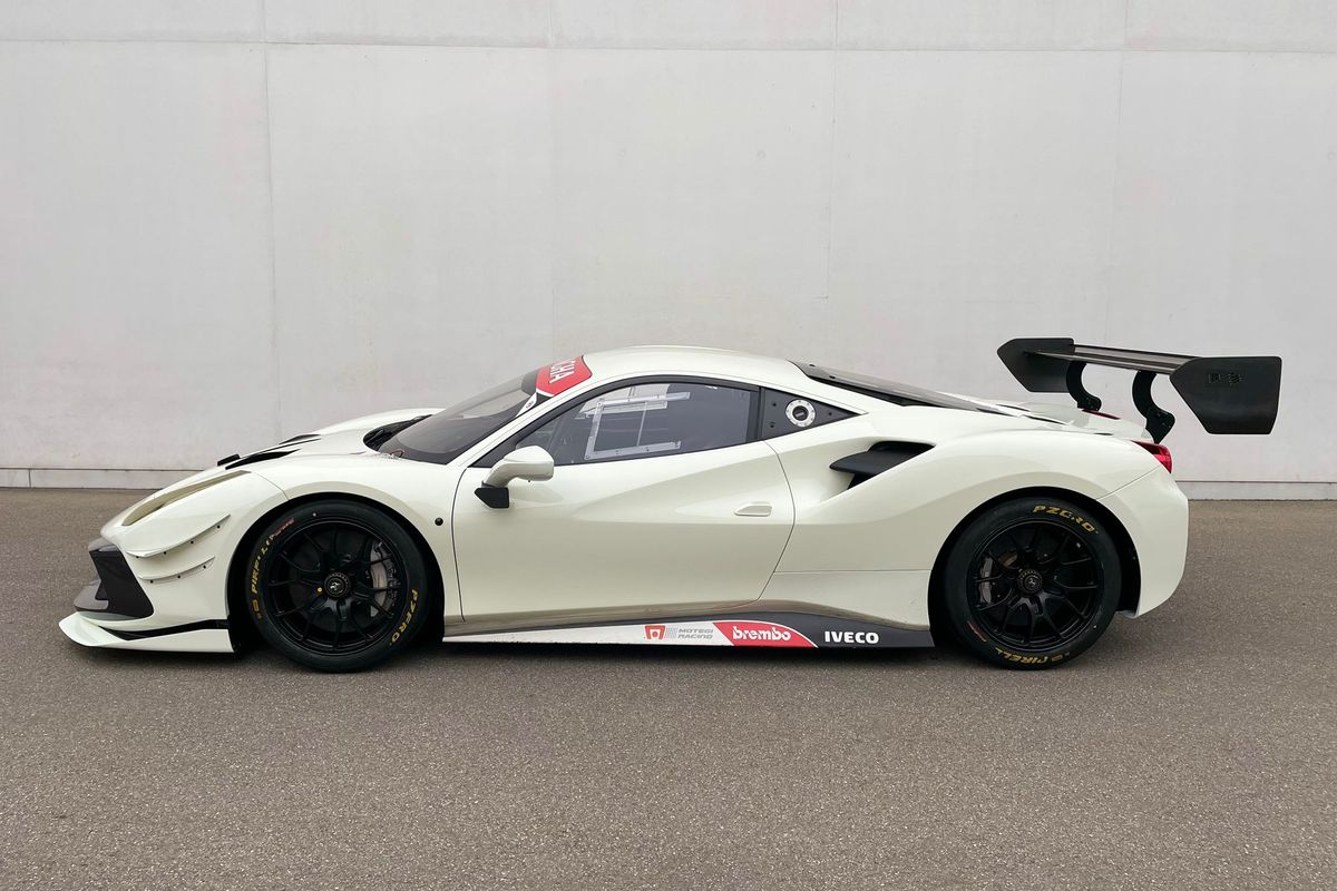 Ferrari 488 Challenge EVO