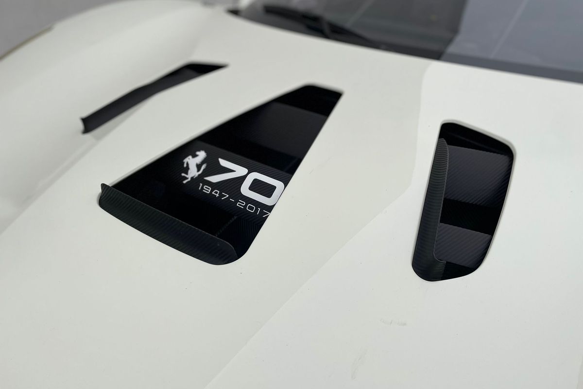Ferrari 488 Challenge EVO