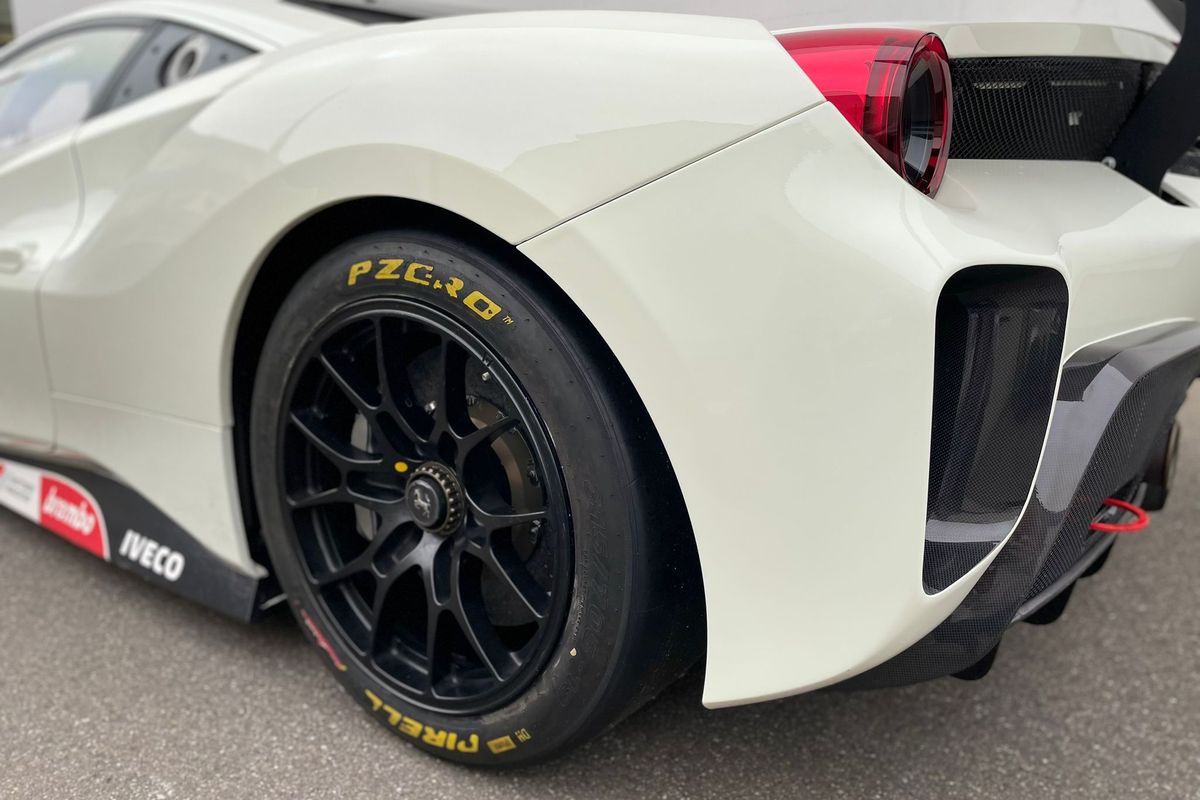 Ferrari 488 Challenge EVO