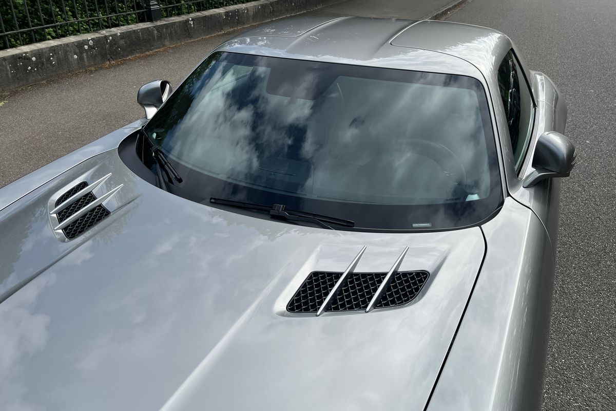 Mercedes-Benz SLS AMG