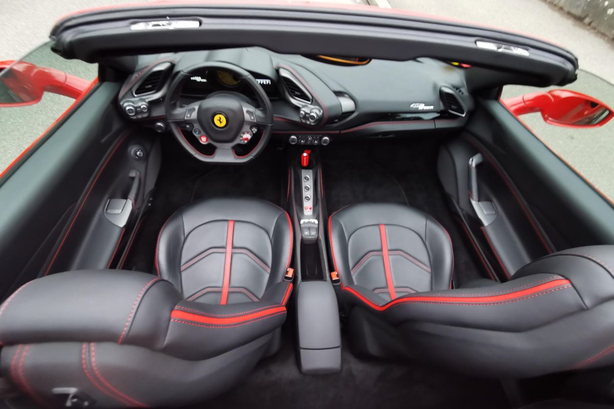 Ferrari 488 Spider
