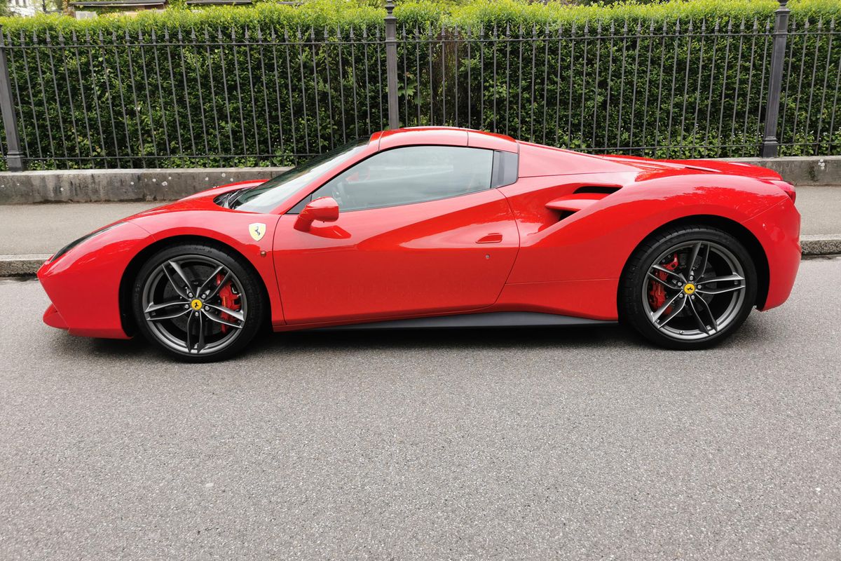 Ferrari 488 Spider