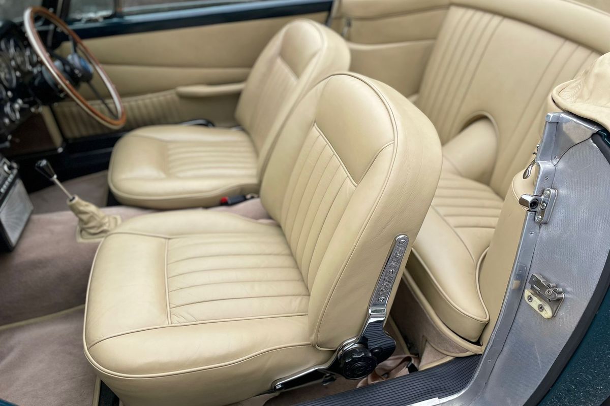 Aston Martin DB5 Convertible