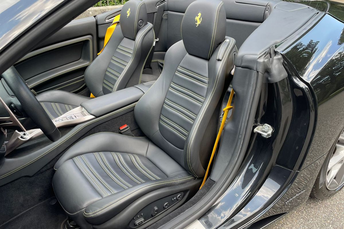 Ferrari California 30