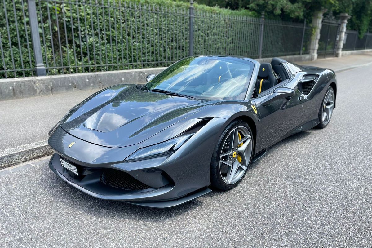 Ferrari F8 Spider