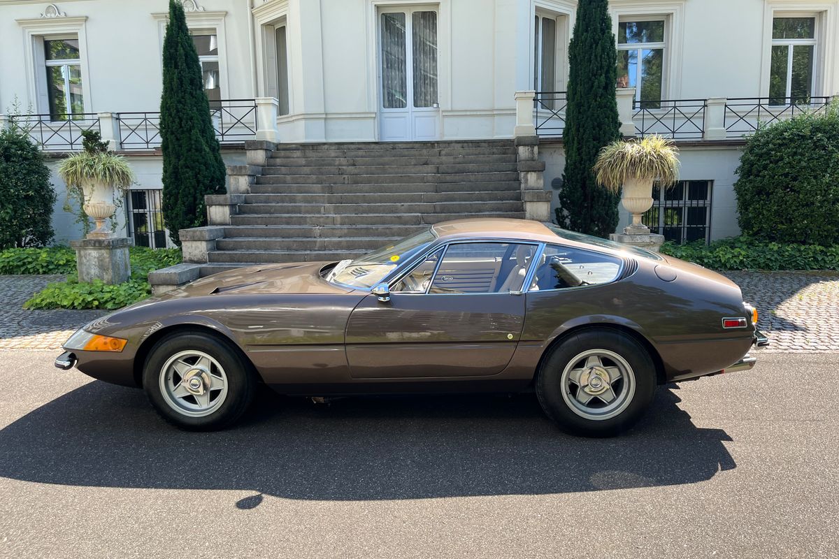 Ferrari 365 GTB/4 "Daytona"