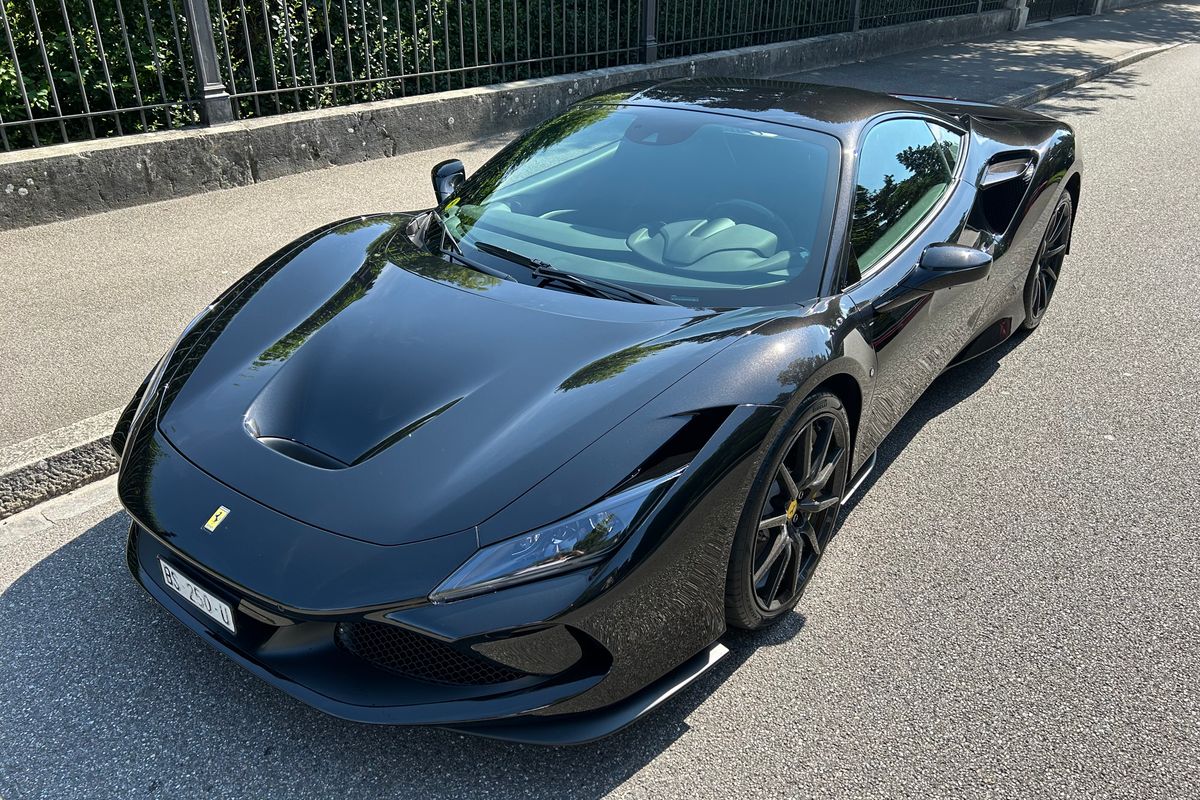 Ferrari F8 Tributo