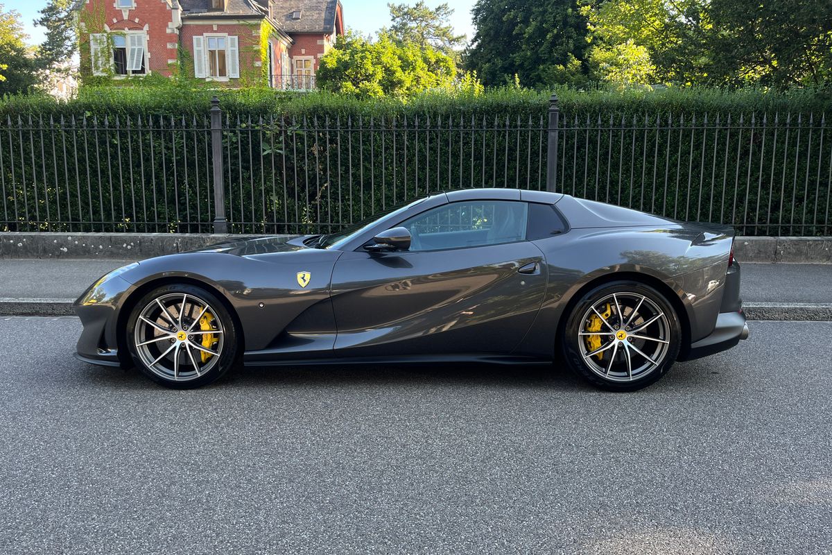 Ferrari 812 GTS