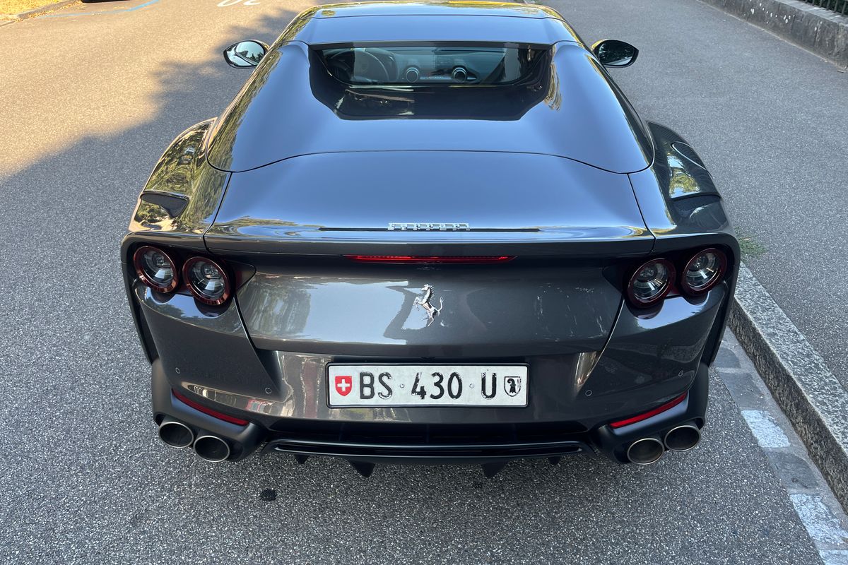 Ferrari 812 GTS