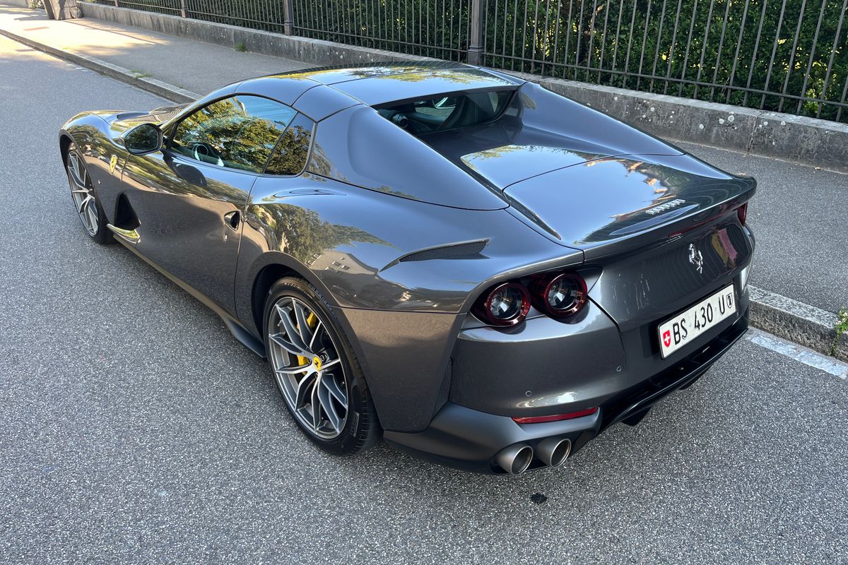 Ferrari 812 GTS