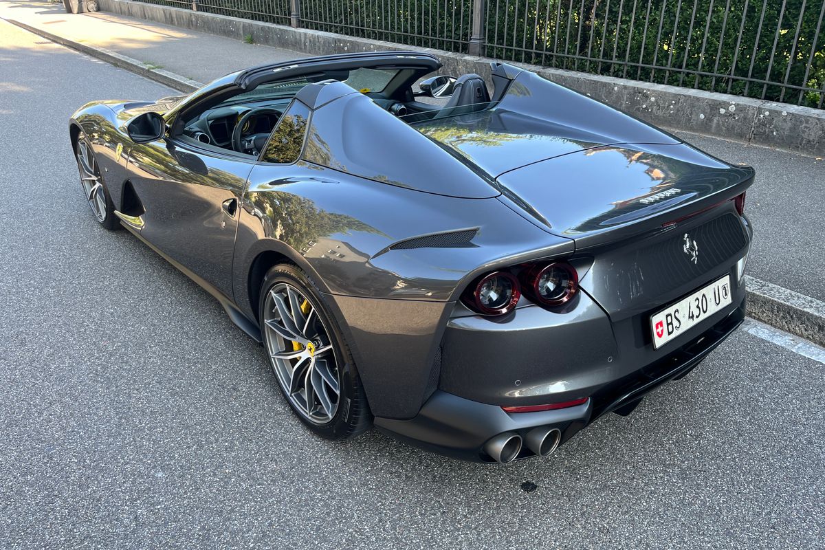 Ferrari 812 GTS