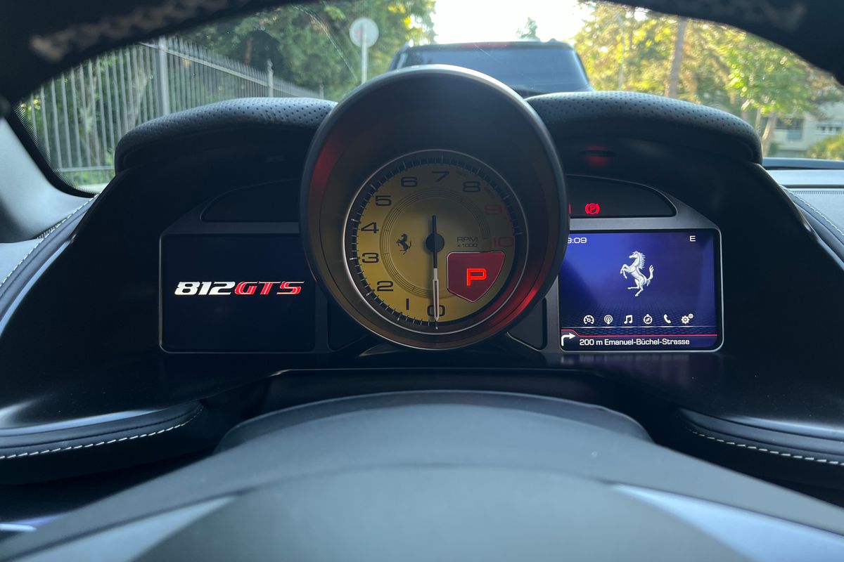 Ferrari 812 GTS