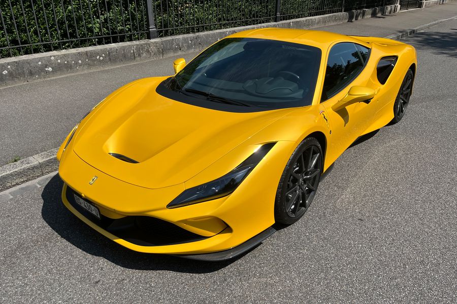 /en/stock/previously-sold/details/ferrari-f8-tributo/538