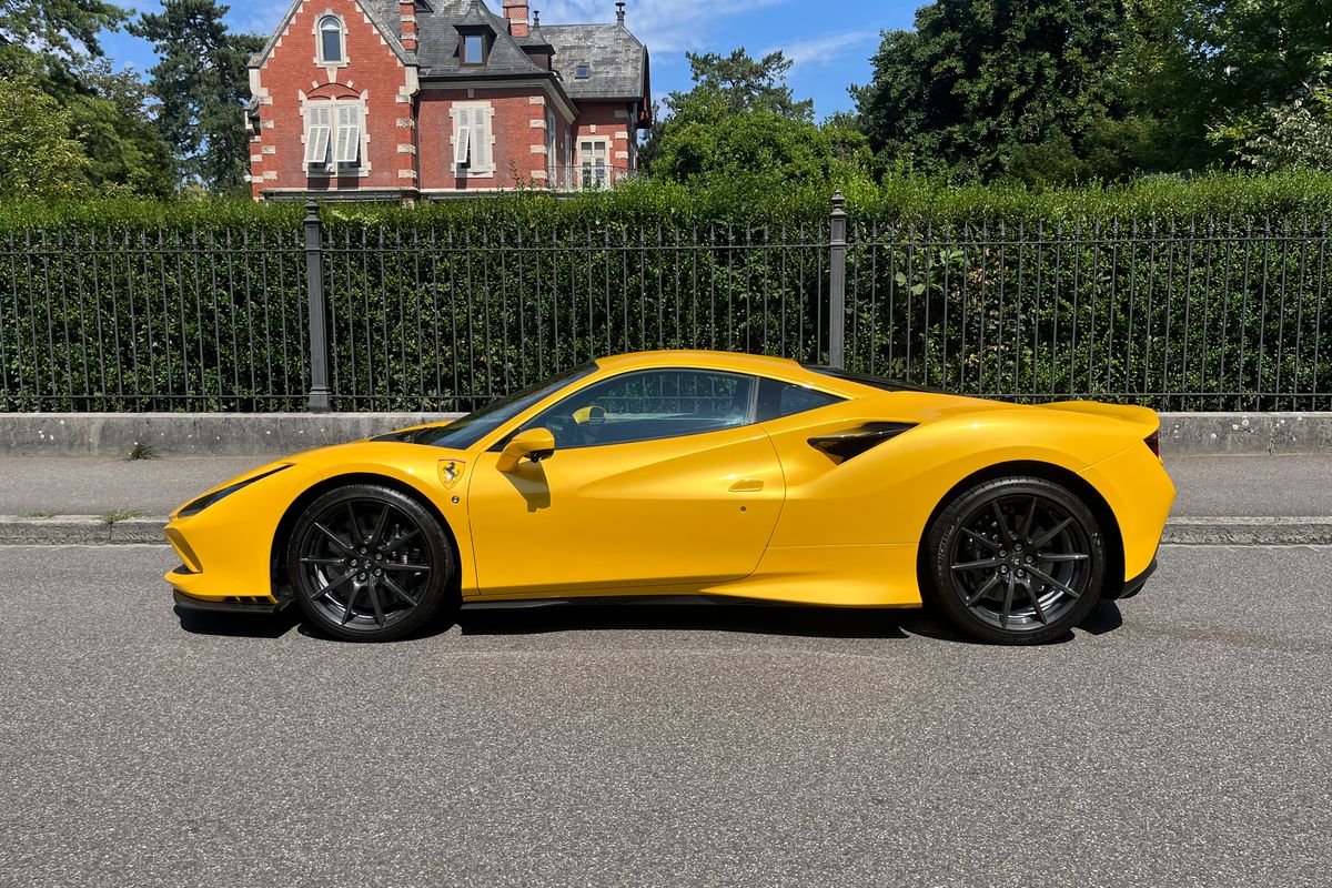 Ferrari F8 Tributo