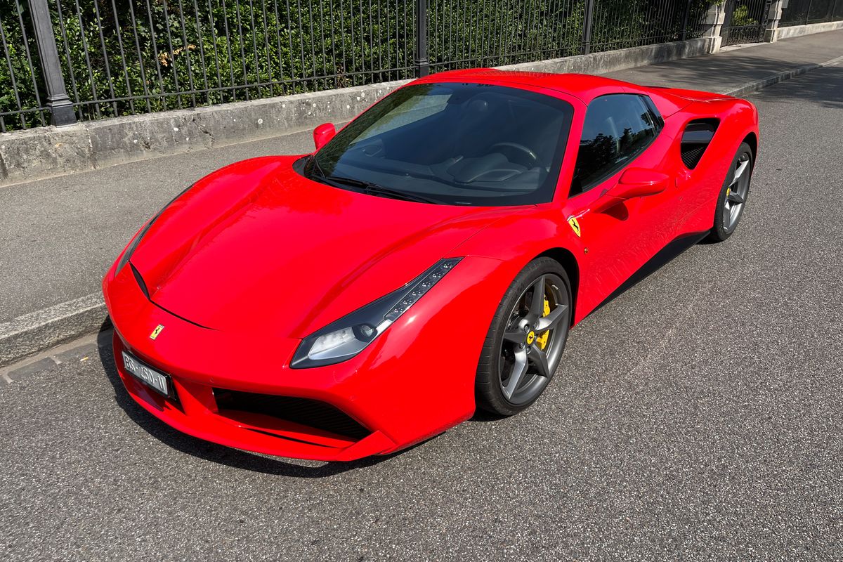 Ferrari 488 Spider