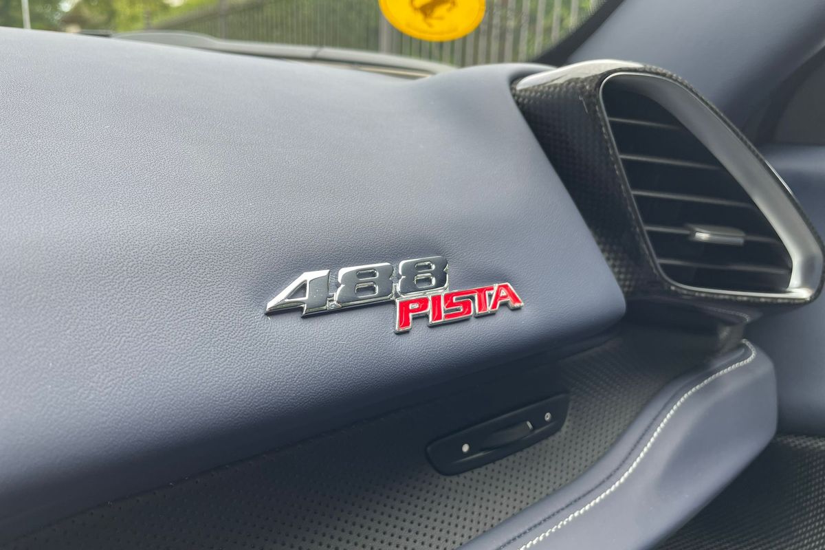 Ferrari 488 Pista