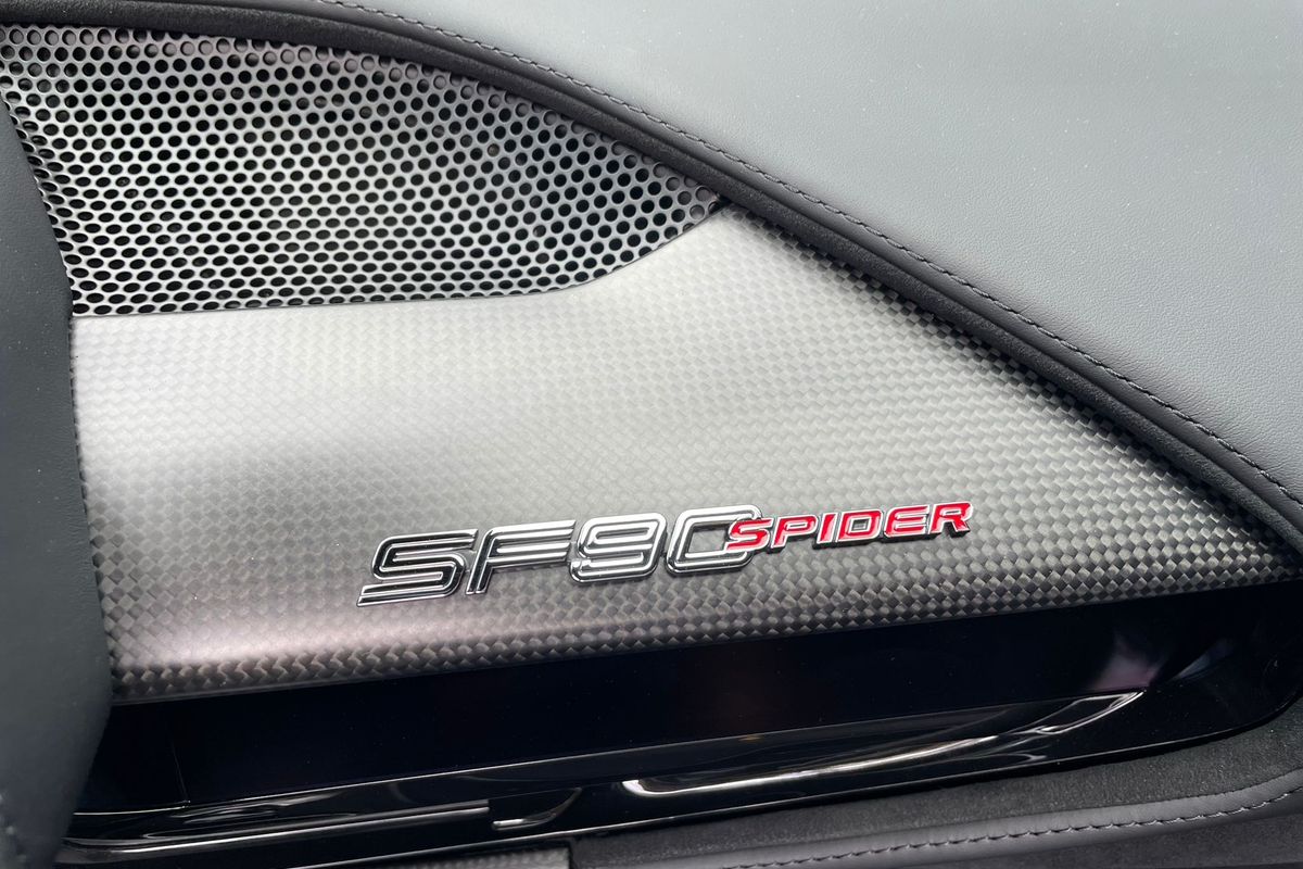Ferrari SF90 Spider "Assetto Fiorano"