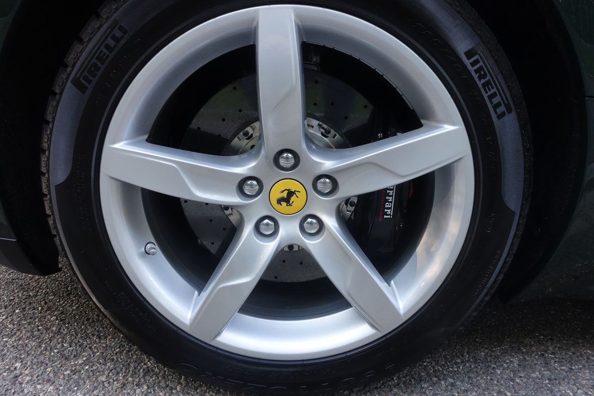 Ferrari California T