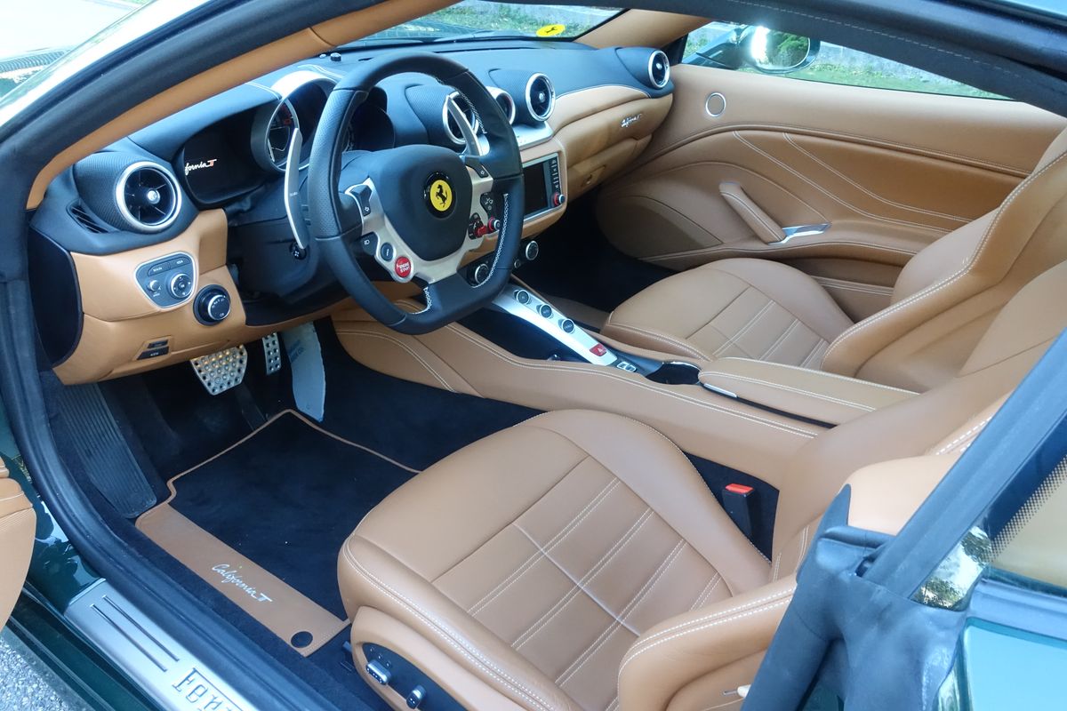 Ferrari California T