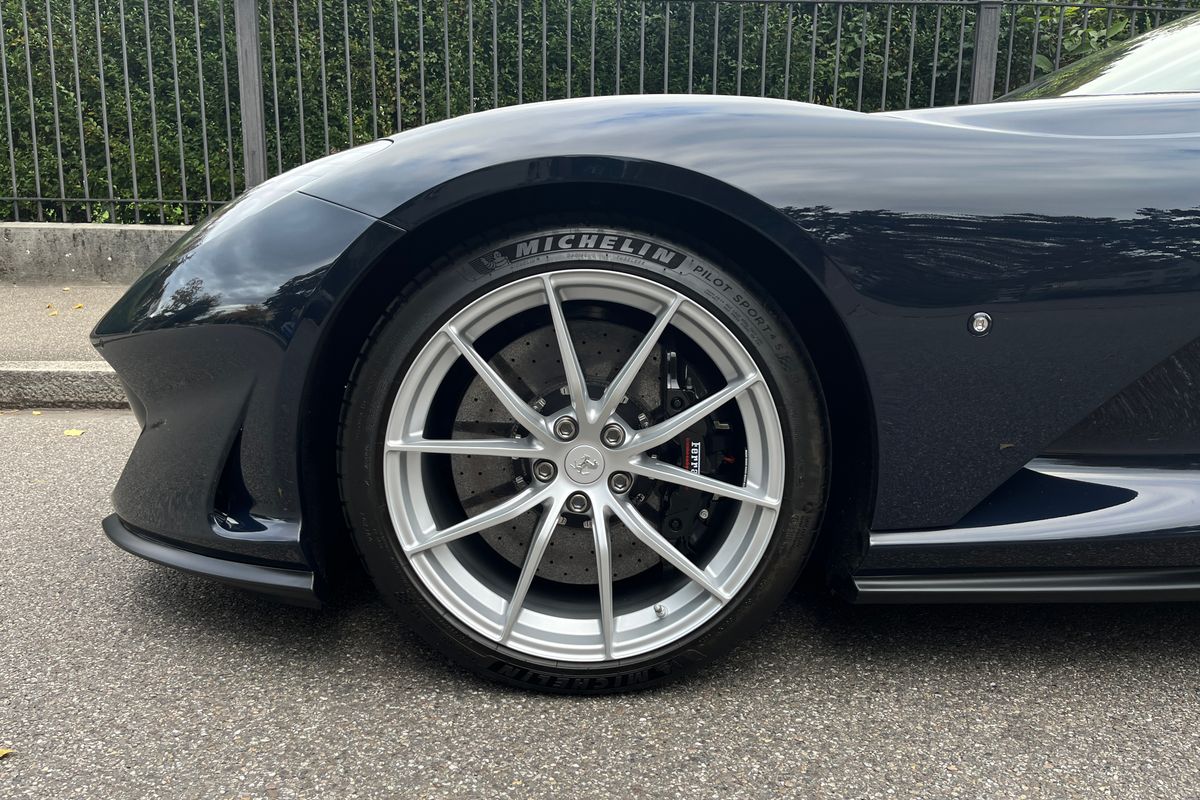 Ferrari 812 Superfast