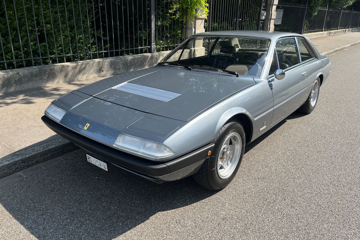 Ferrari 365 GT4 2+2
