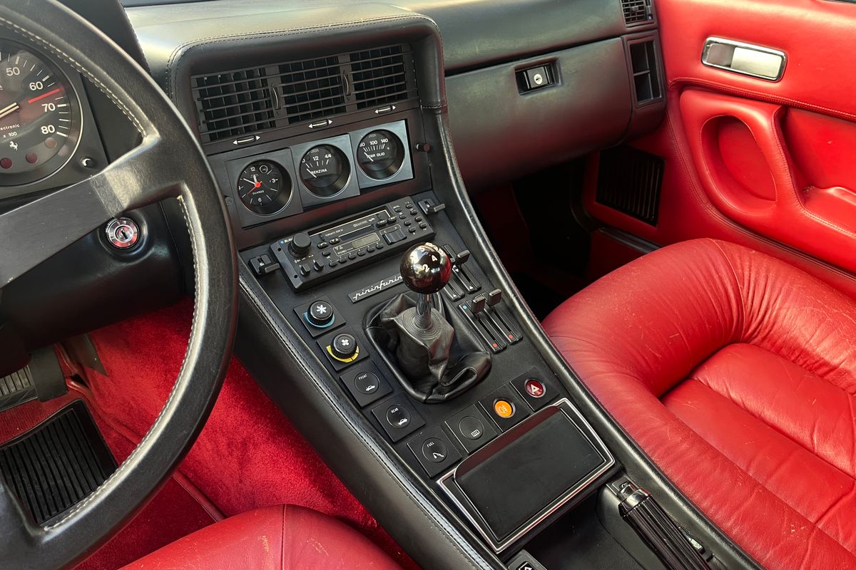 Ferrari 400i Manuale