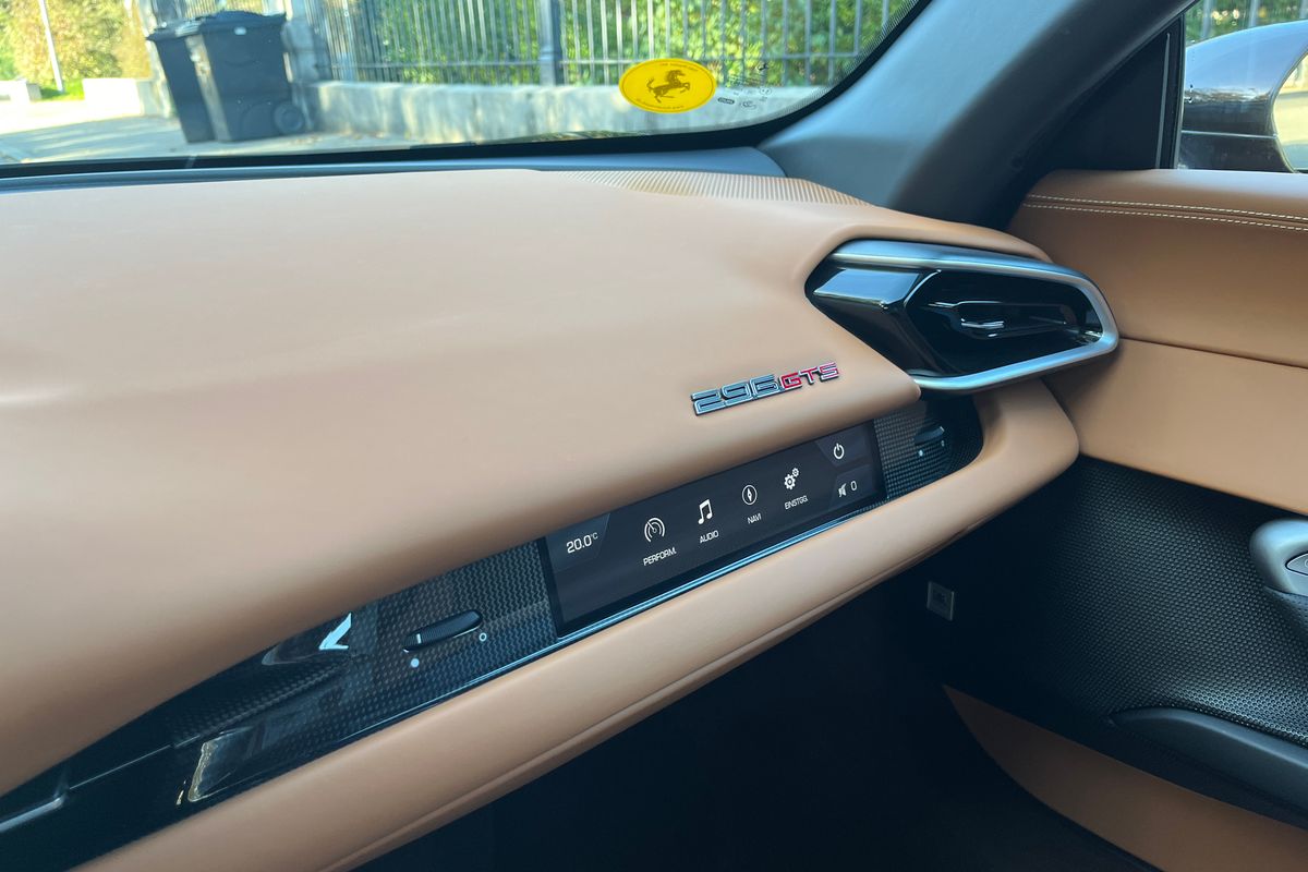 Ferrari 296 GTS