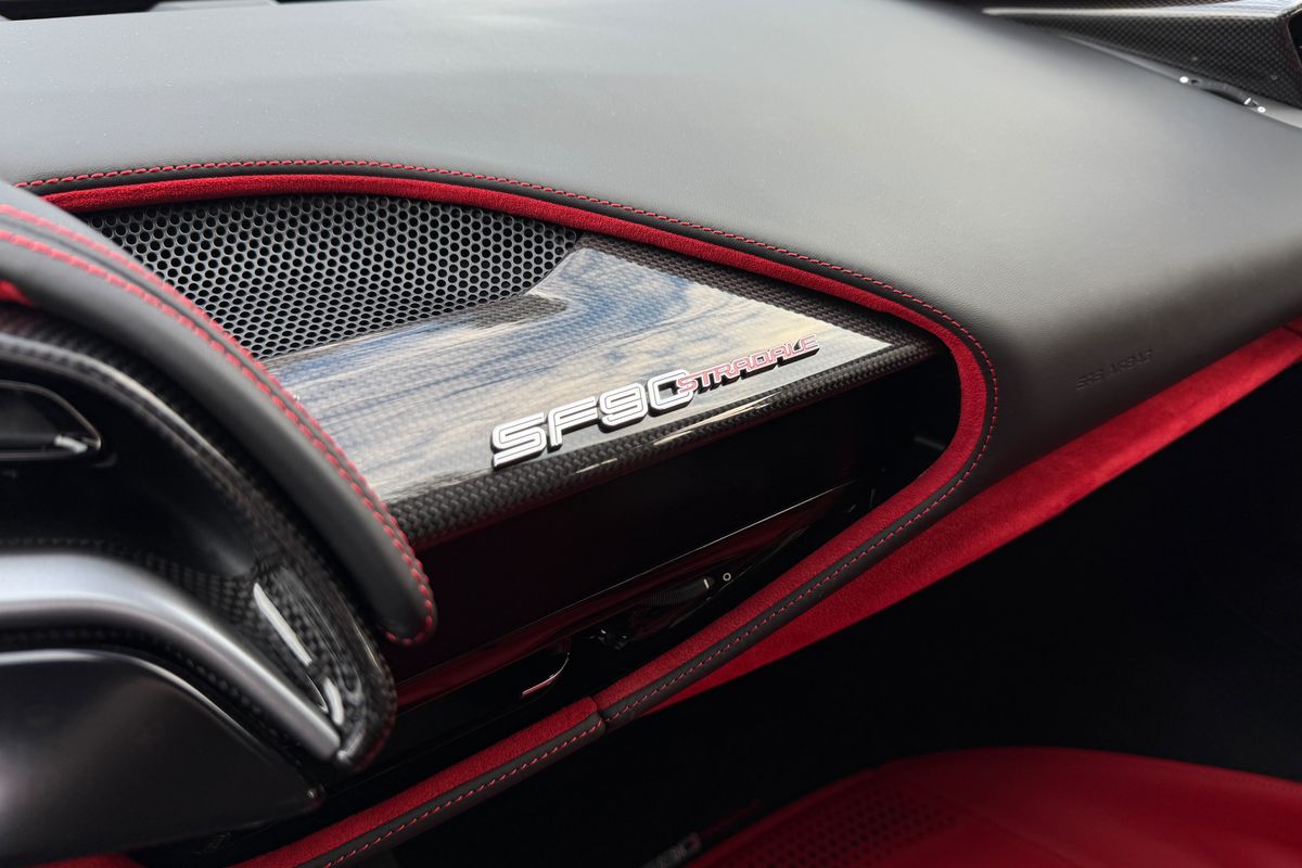 Ferrari SF90 Stradale