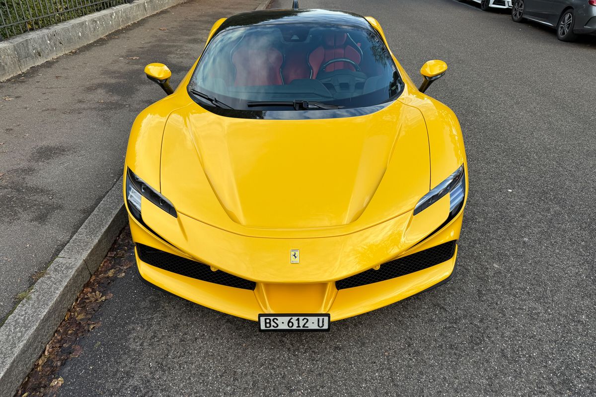 Ferrari SF90 Stradale
