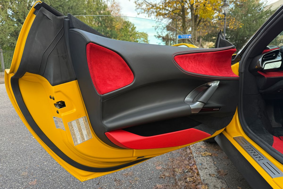 Ferrari SF90 Stradale
