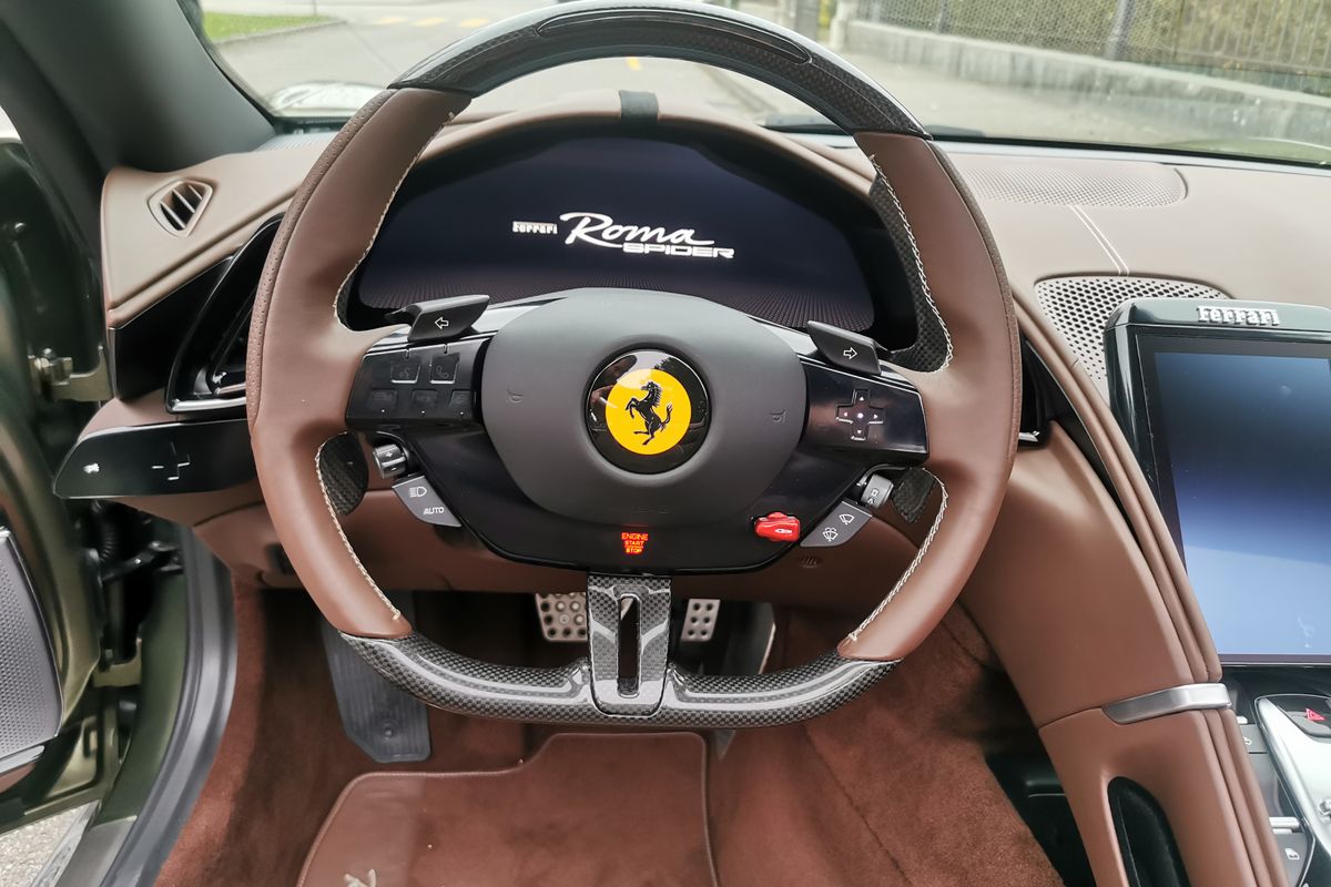 Ferrari Roma Spider