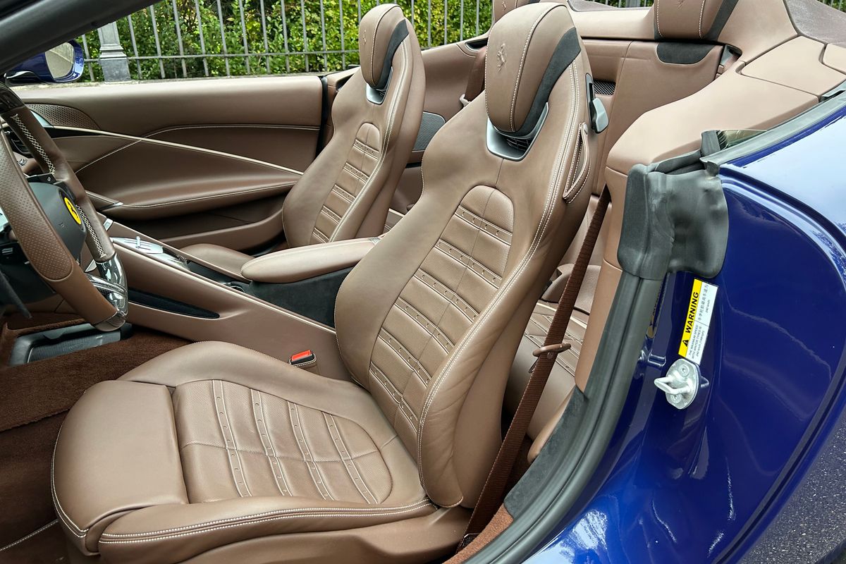 Ferrari Roma Spider