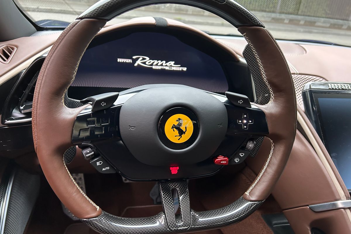 Ferrari Roma Spider